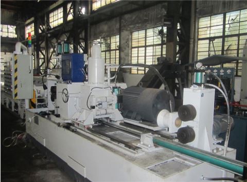 CNC xuân thép Bar Peeler